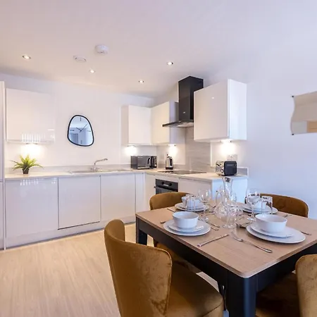 Quiet 2-Bed Home In Birmingham, Ideal For Relaxing Exterior photo