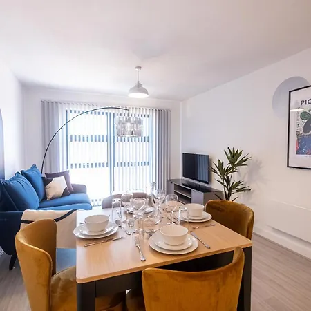 Quiet 2-Bed Home In Birmingham, Ideal For Relaxing Exterior photo