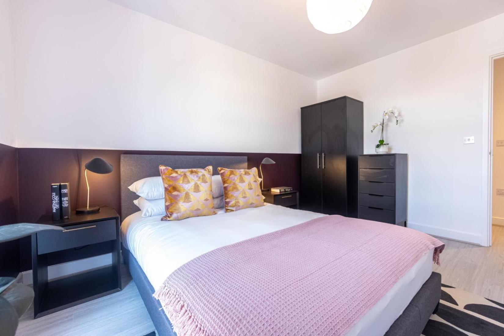 Apartment Quiet 2-bed In Birmingham, Ideal For Relaxing *